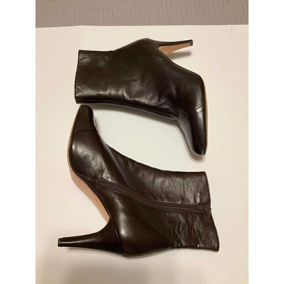 Isaac Mizrahi Zip up Spike Heel Black Leather Booties, 9.5 - Picture 7 of 10